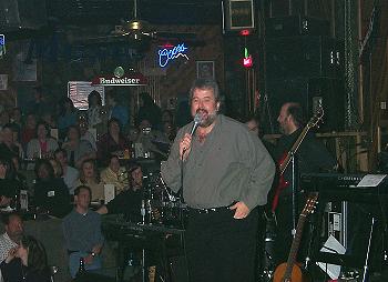 MobyIntroKennyRogers.jpg (18556 bytes)